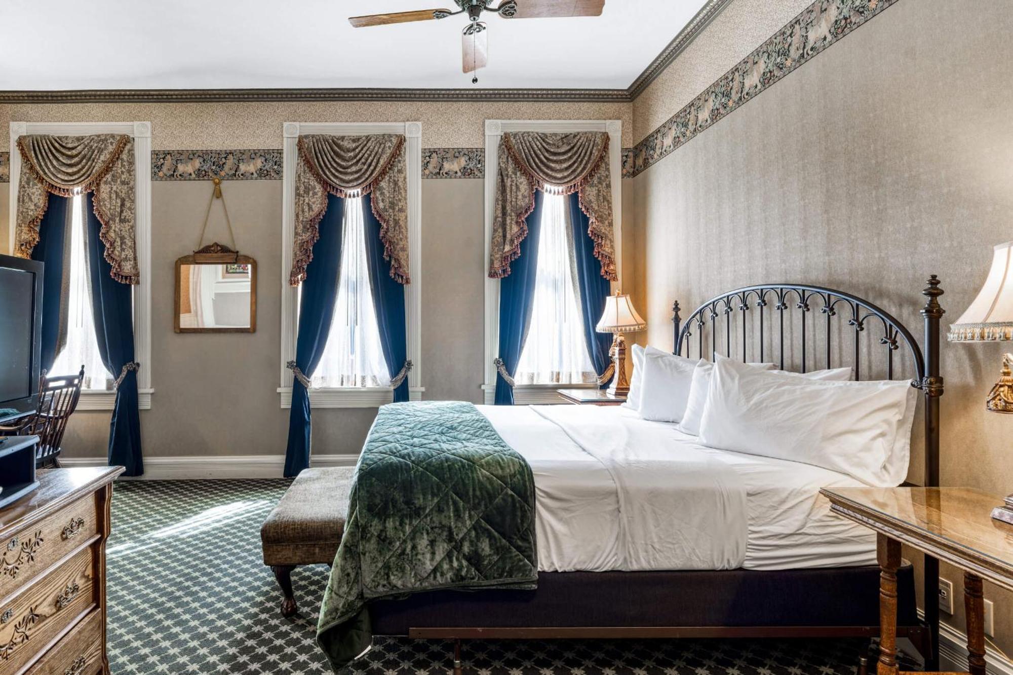 Standard King Room,1641740743:JPEG